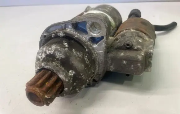 Volkswagen Touran I Starter motor