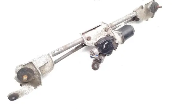 Nissan Pathfinder R51 Front wiper linkage and motor