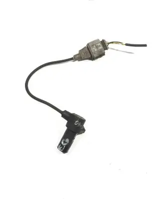 Volkswagen Touareg I Crankshaft position sensor 0261210 1J0973723G