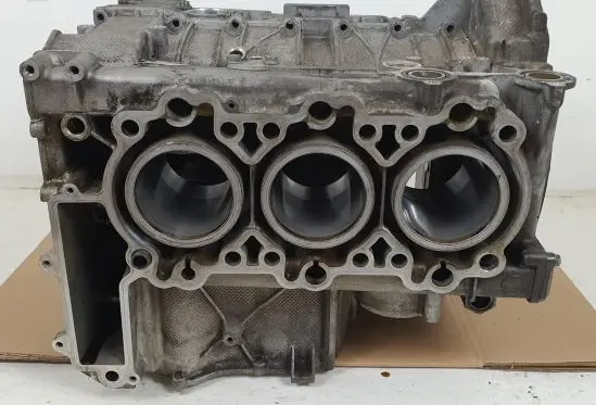 Porsche Boxster 986 Engine block 9961011052