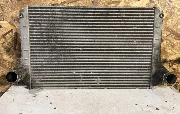 Toyota Avensis T250 Intercooler air channel guide JD1271002220