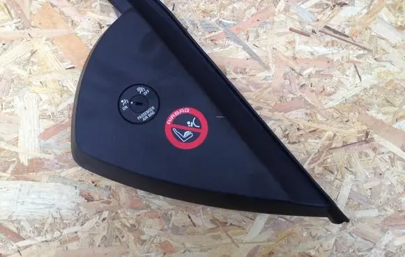 Opel Insignia A Dashboard side end trim 13275266