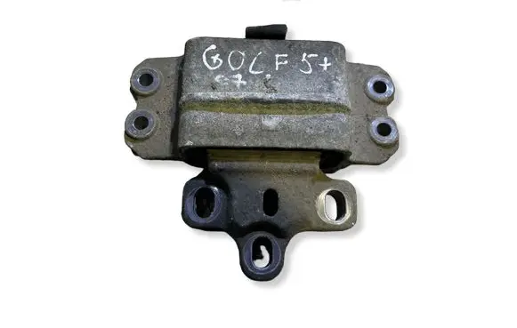 Volkswagen Golf Plus Engine mount bracket 