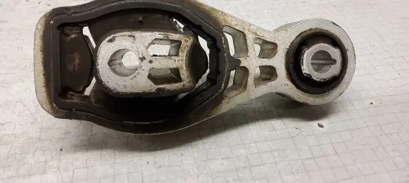 Ford Ecosport Engine mount bracket H1BG6P082DC