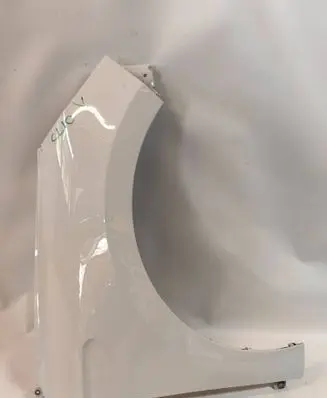 Renault Clio V Fender 