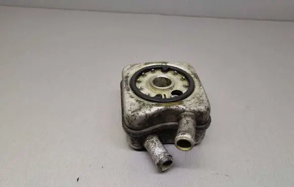 Engine oil radiator