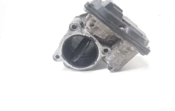 BMW 5 F10 F11 Throttle valve 7810752 8506359