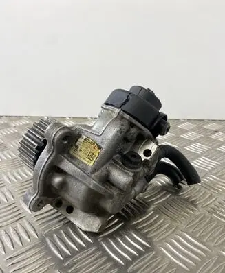 Audi A6 S6 C7 4G Fuel injection high pressure pump 04L130755D