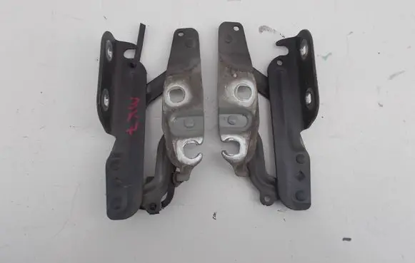 Ford Fiesta Engine bonnet/hood hinges 8A6116800AD 8A6116801AD