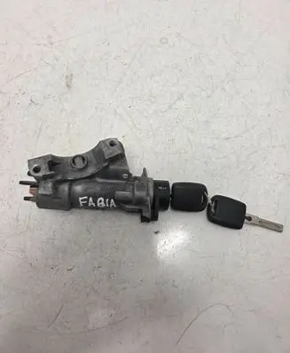 Skoda Fabia Mk2 (5J) Ignition lock 4B0905851C