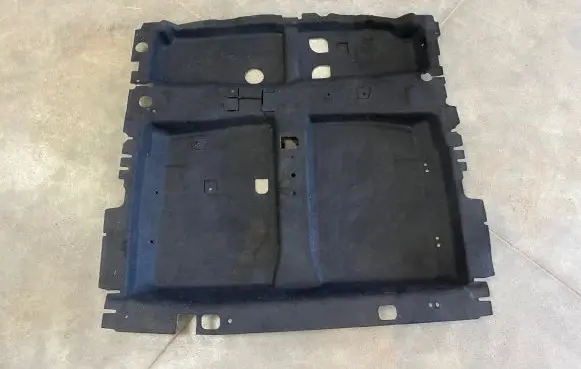 Audi Q7 4M Trunk/boot floor carpet liner 4M0863697B 4M0863697