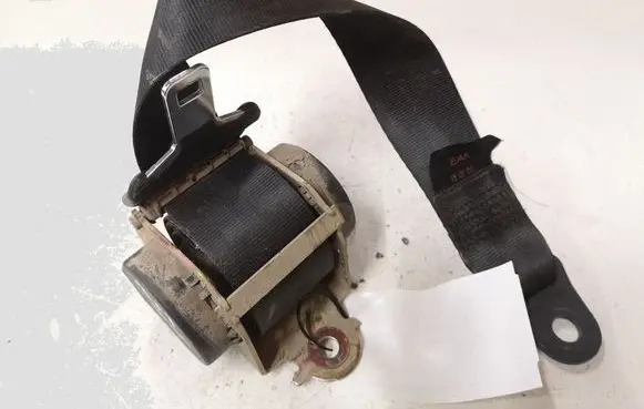 Peugeot 307 Rear seatbelt