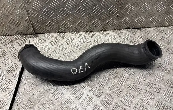 Volvo V70 Intercooler hose/pipe 