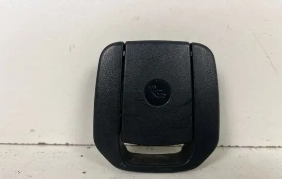 BMW 1 E81 E87 ISOFIX cover 7118673