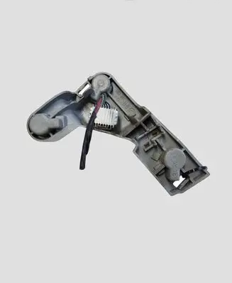 Nissan X-Trail T30 Tail light bulb cover holder