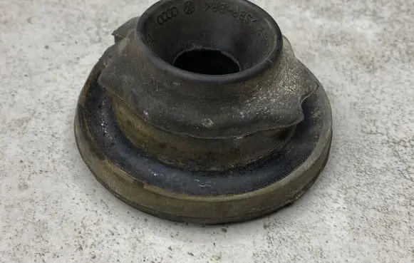 Audi A3 S3 8L Front coil spring rubber mount 1J0512149B