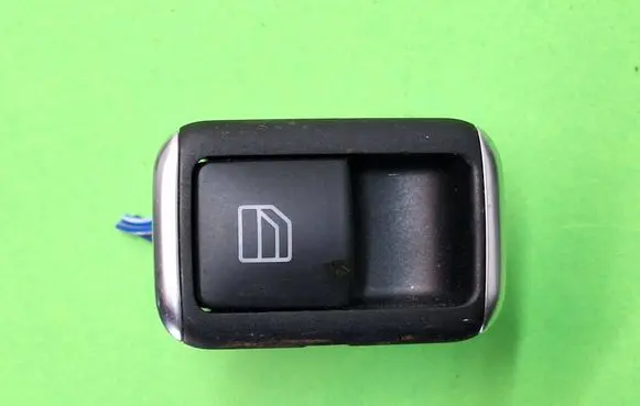 Mercedes-Benz ML W166 Electric window control switch 10075074 10023289 A2049058102