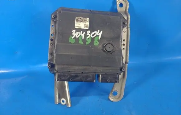 Toyota Camry Engine control unit/module 8966106C21