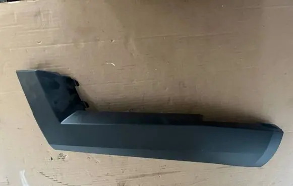 Skoda Octavia Mk3 (5E) Front bumper splitter molding 5E0807061 3200101114