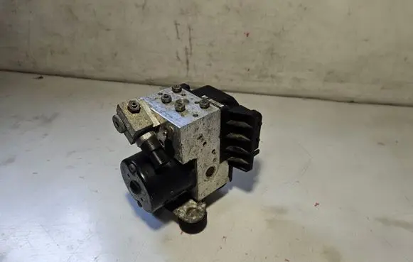 Mercedes-Benz E W210 ABS Pump A0044314512 0265202437
