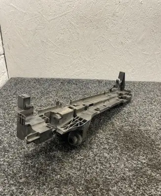 Mercedes-Benz S W222 Radiator mount bracket A0995042018
