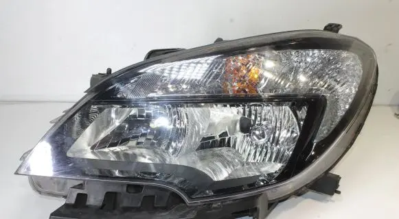 Opel Mokka Headlight/headlamp 95440409