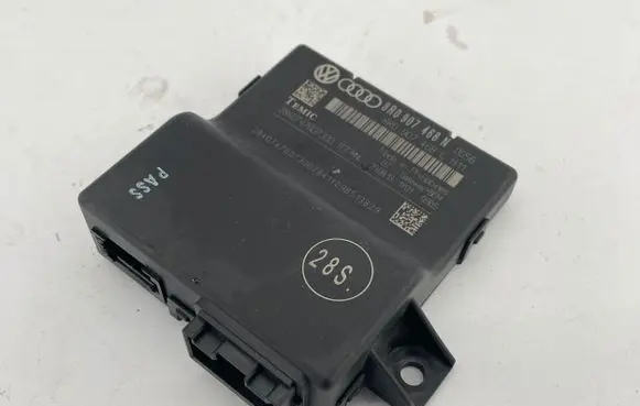 Audi A4 S4 B8 8K Gateway control module 8R0907468N 8R0907468C 2840747607300