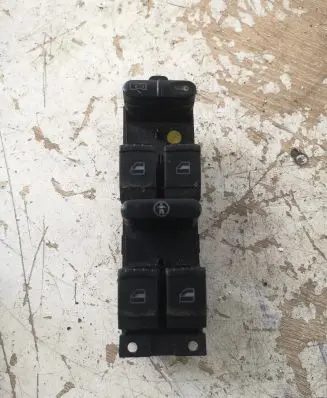 Volkswagen Golf IV Electric window control switch 1J4959857B