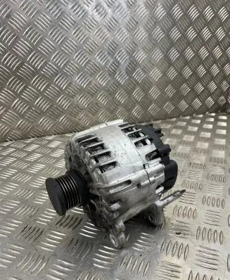 Volkswagen PASSAT B8 Generator/alternator