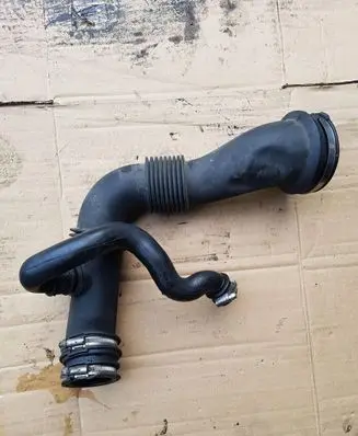 Ford Mondeo MK IV Air intake hose/pipe