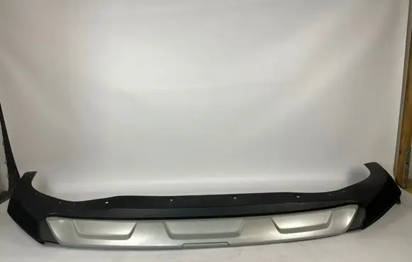 MG ZS Front bumper P10628331