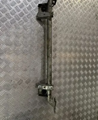 Mercedes-Benz GLE (W166 - C292) Radiator support slam panel bracket 