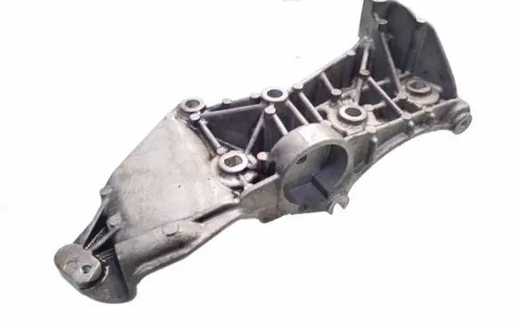 Renault Modus Generator/alternator bracket 8200365097