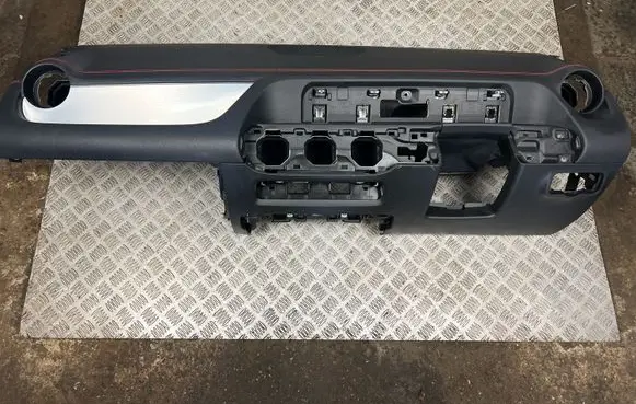 Mercedes-Benz EQA Dashboard A2476801006
