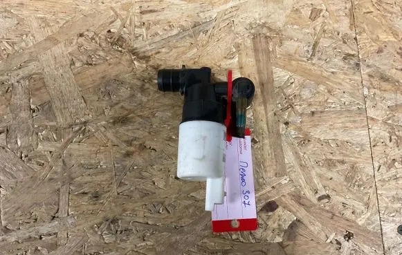 Peugeot 307 Windscreen/windshield washer pump 9641553880 8200067015 9641553980