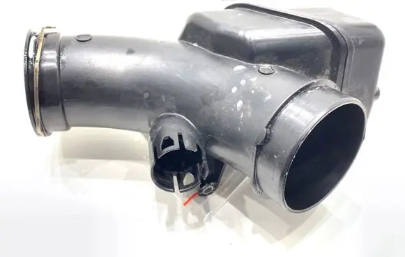 BMW X4 G02 Air intake hose/pipe 8587573