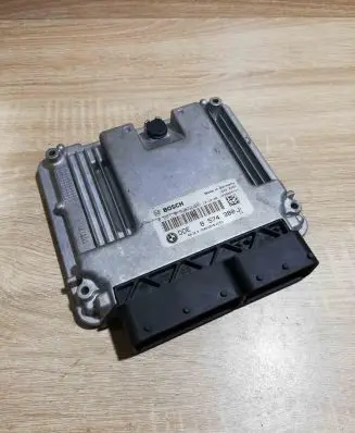 BMW 5 F10 F11 Engine control unit/module ECU 8574380 0281019872