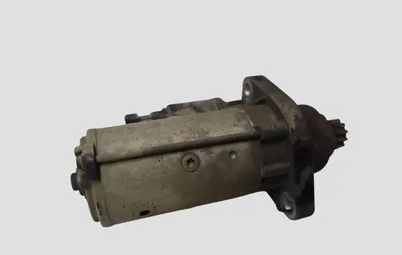 Volkswagen Golf IV Starter motor 02M911023C