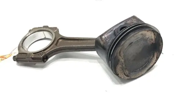 Opel Corsa E Piston with connecting rod 