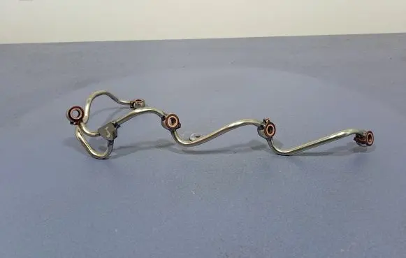 Mitsubishi L200 Fuel line pipe