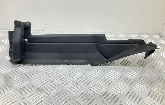 Audi Q3 8U Fender end trim 8U0821169