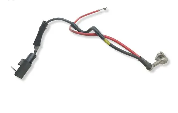 Volkswagen PASSAT B7 Positive cable (battery) 1K0971228AA