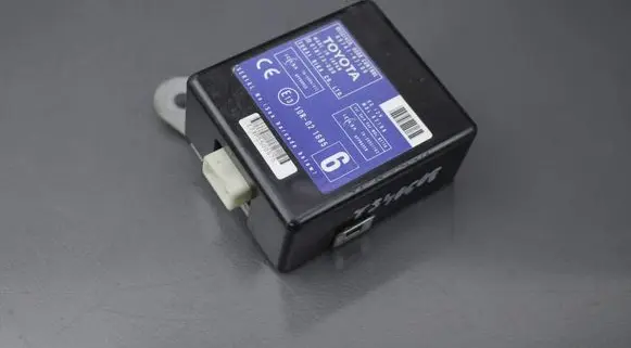 Toyota Prius (XW20) Door control unit/module 8974147100