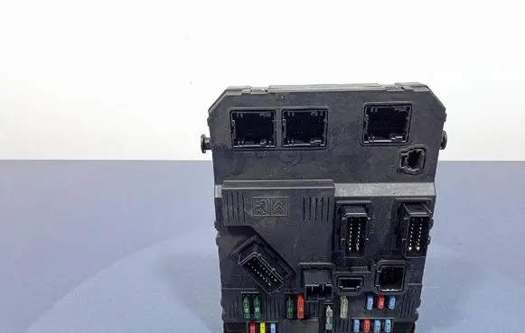 Citroen Berlingo Fuse box set 9653667580