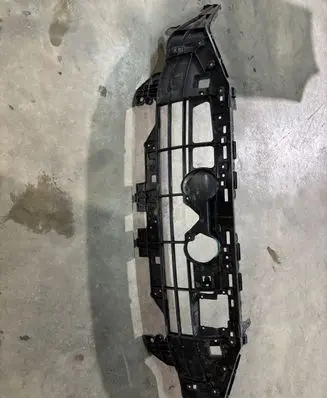 Audi e-tron Front bumper upper radiator grill 4KE807233 223032 4KF807233