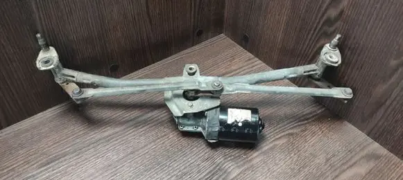 Volkswagen Golf IV Wiper motor 1J1955113A 1J0955325A