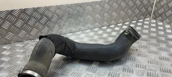 Volvo XC60 Intercooler hose/pipe