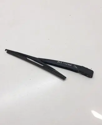 Nissan Qashqai Rear wiper blade arm 62777256