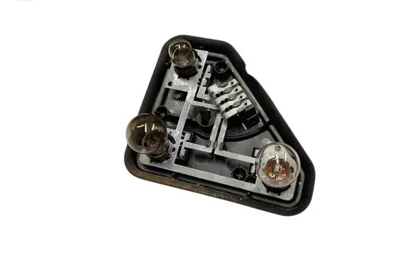 BMW 5 E39 Tail light bulb cover holder 8371325 393405