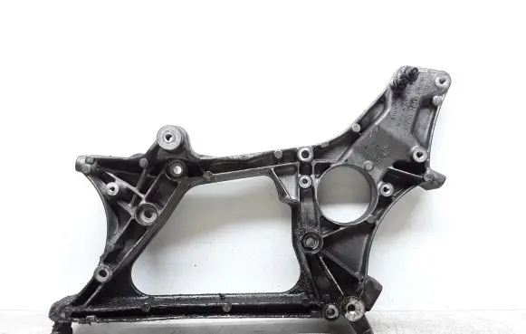 Mercedes-Benz C W204 Generator/alternator bracket A6512011109